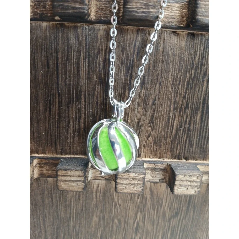 Essential Oil Diffuser‎ Necklace